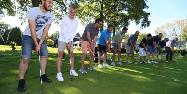Wilt u familie of vrienden uitgebreid kennis laten maken met de golfsport en onze club?